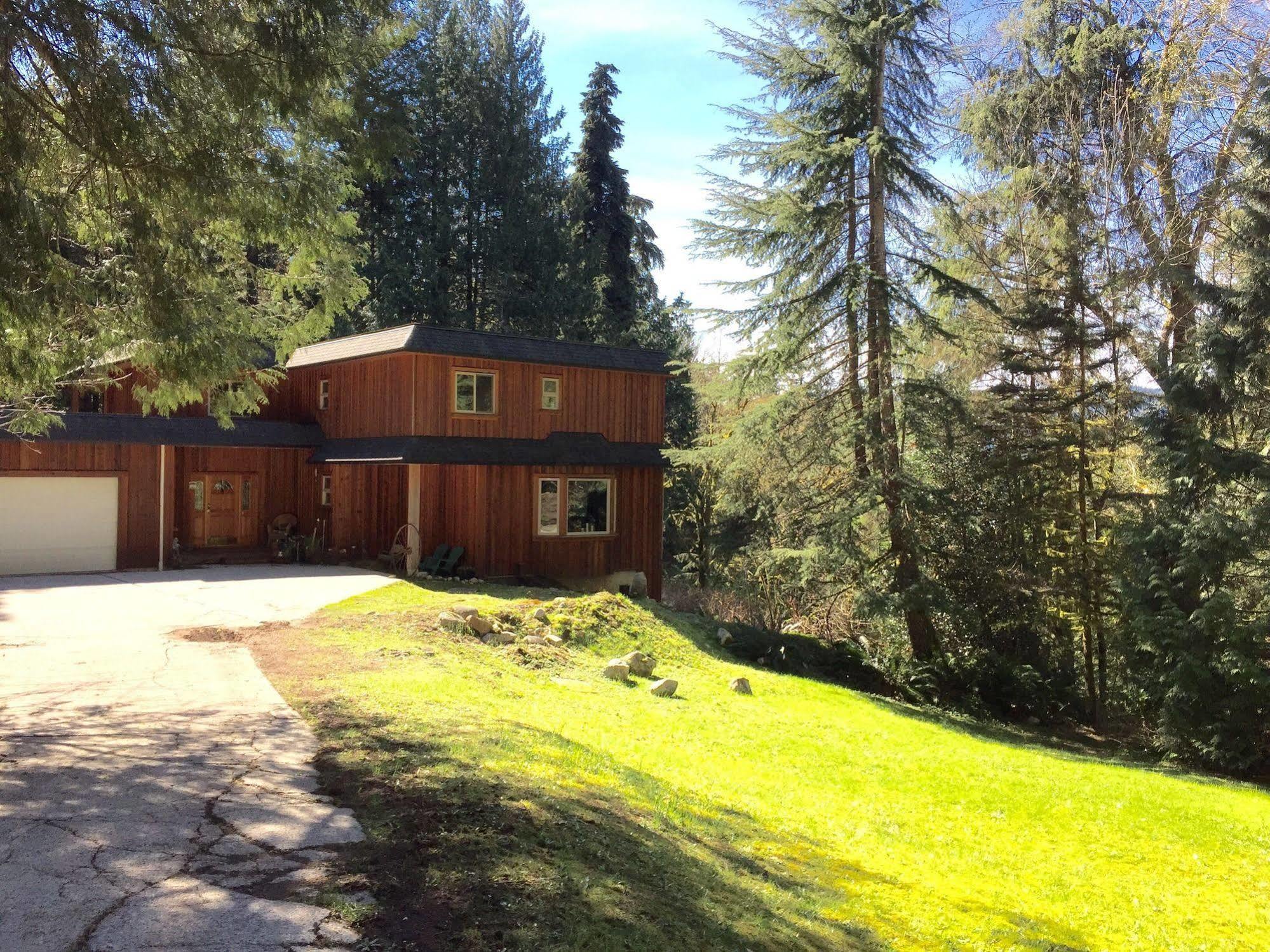 Davis Brook Retreat Bed and Breakfast Sechelt Exteriör bild